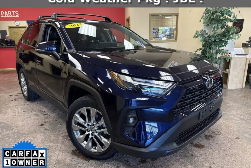 2023 Toyota RAV4 XLE Premium photo 1