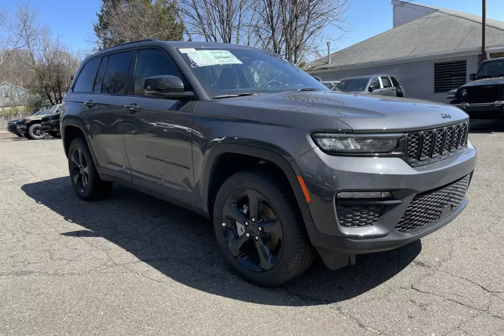 2025 Jeep Grand Cherokee Limited photo 1