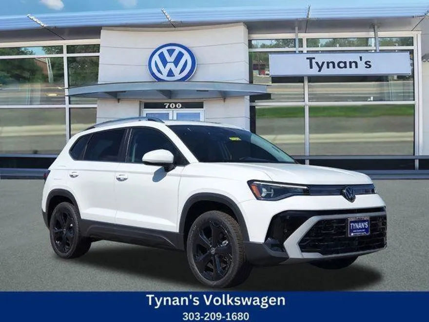 2025 Volkswagen Taos SEL photo 1