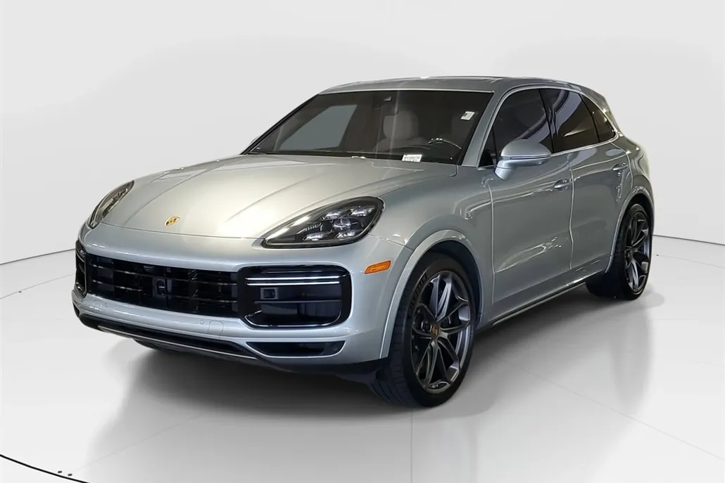 2021 Porsche Cayenne Turbo photo 1