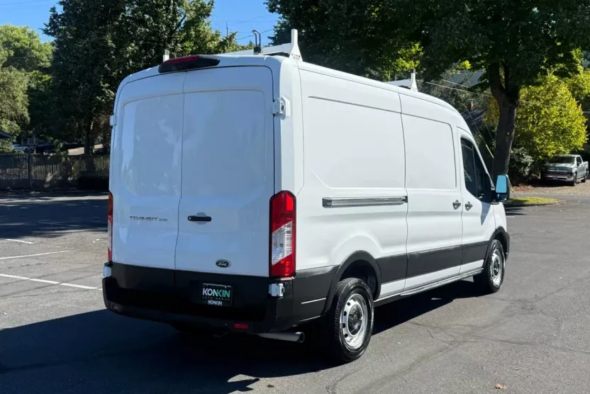 2021 Ford Transit Cargo Van photo 1