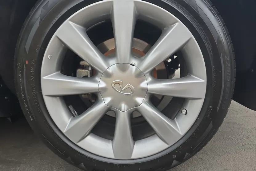 2017 Infiniti QX50 Base photo 1