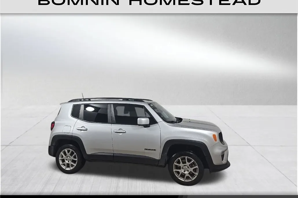 2019 Jeep Renegade Latitude photo 1