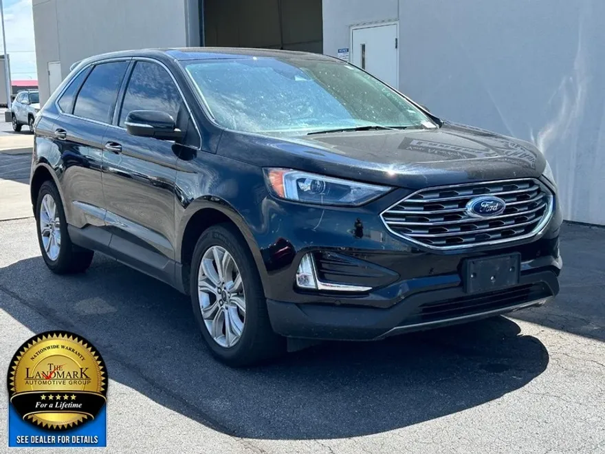 2023 Ford Edge Titanium photo 1