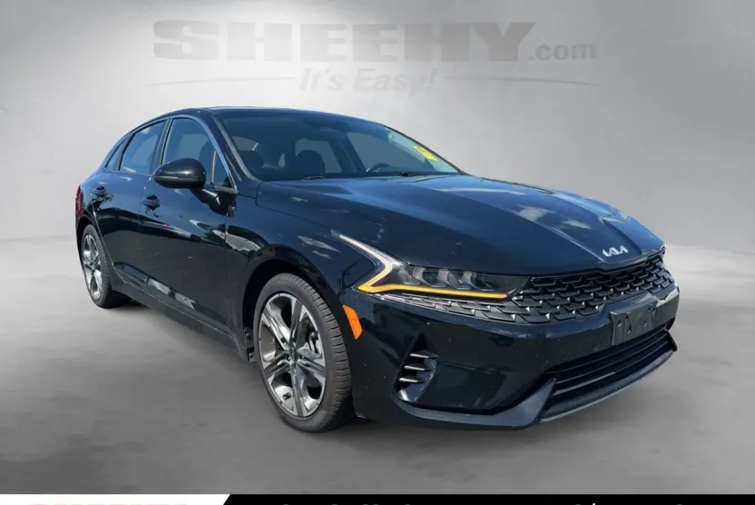 2022 Kia K5 LXS photo 1