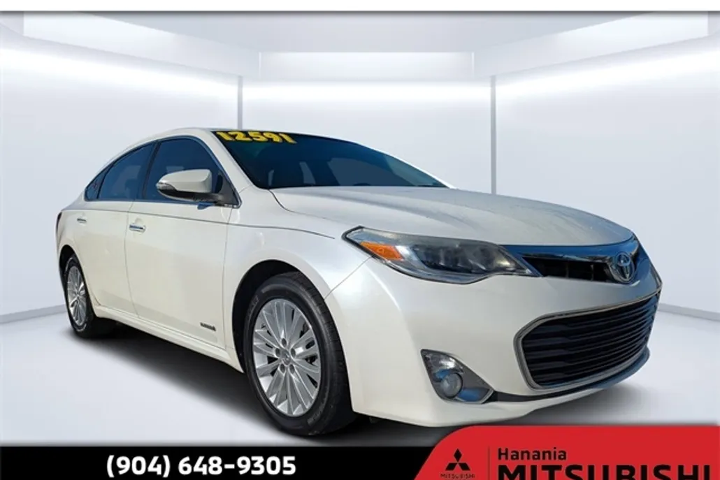 2015 Toyota Avalon Hybrid XLE Premium photo 1