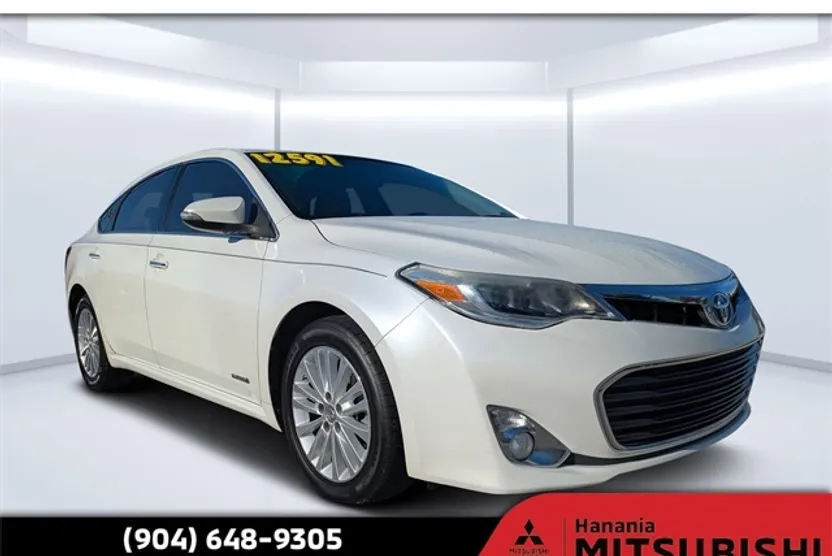 2015 Toyota Avalon Hybrid XLE Premium photo 1