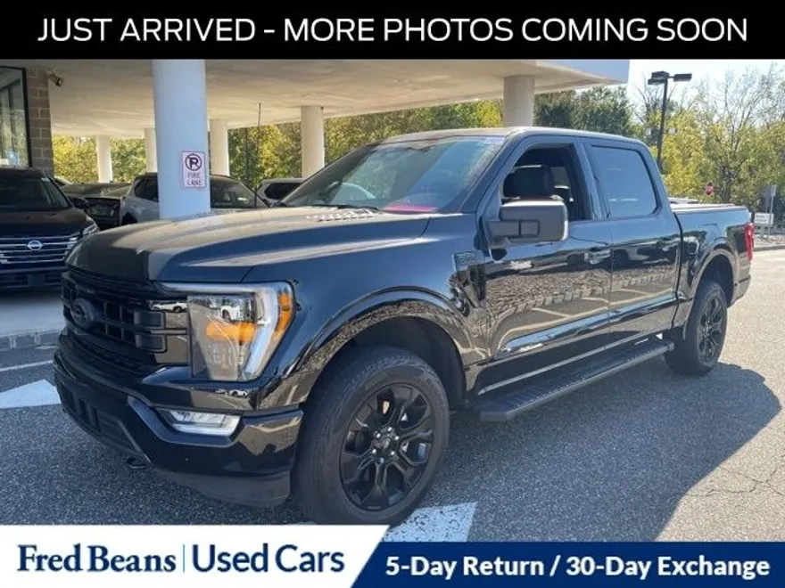2023 Ford F-150 XLT photo 1