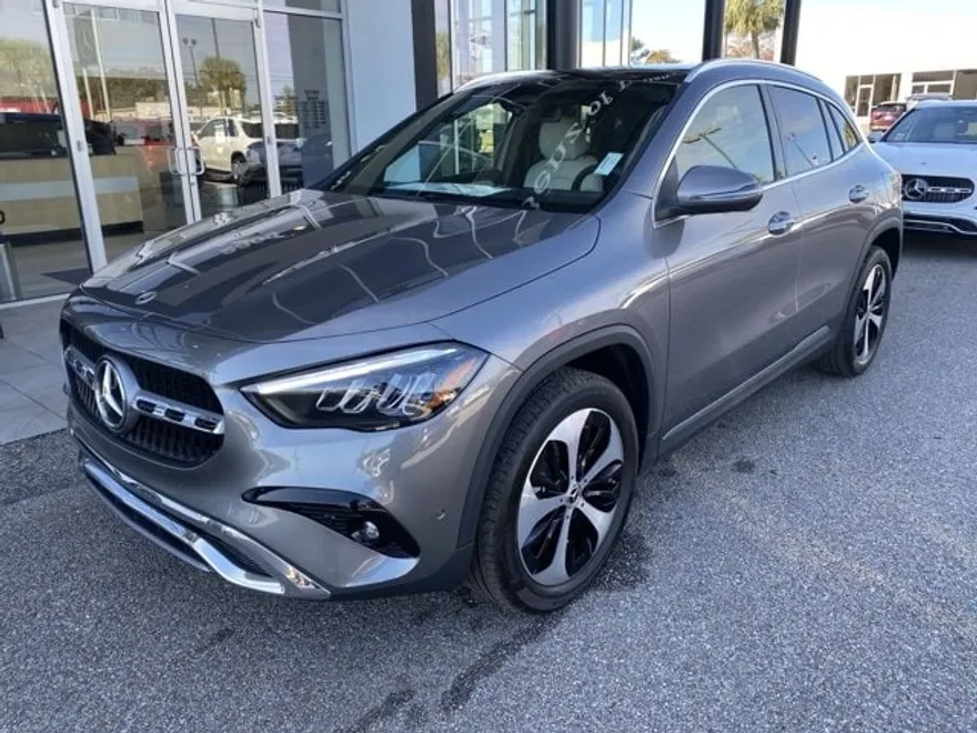 2025 Mercedes Benz GLA 250 photo 1