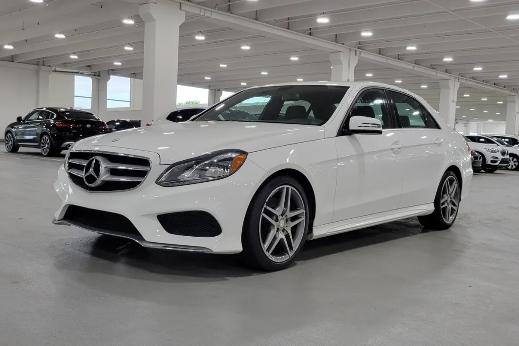 2015 Mercedes Benz E 350 Sedan photo 1