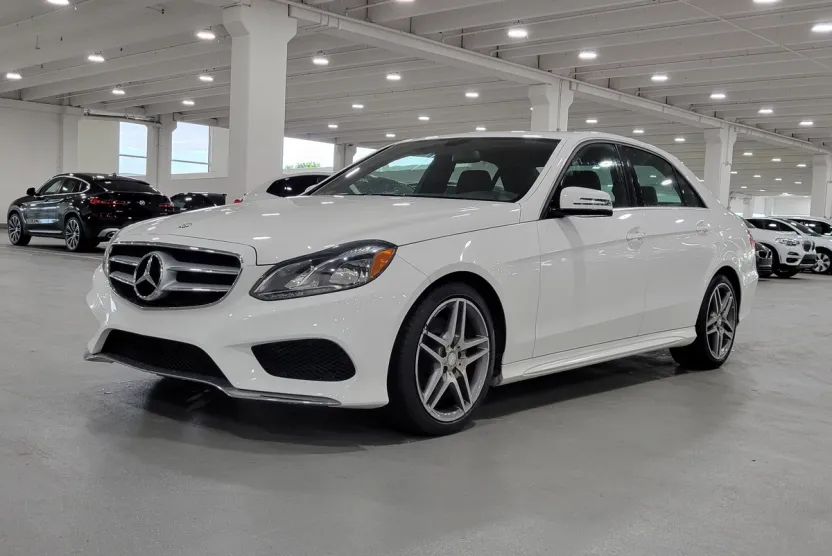 2015 Mercedes Benz E 350 Sedan photo 1