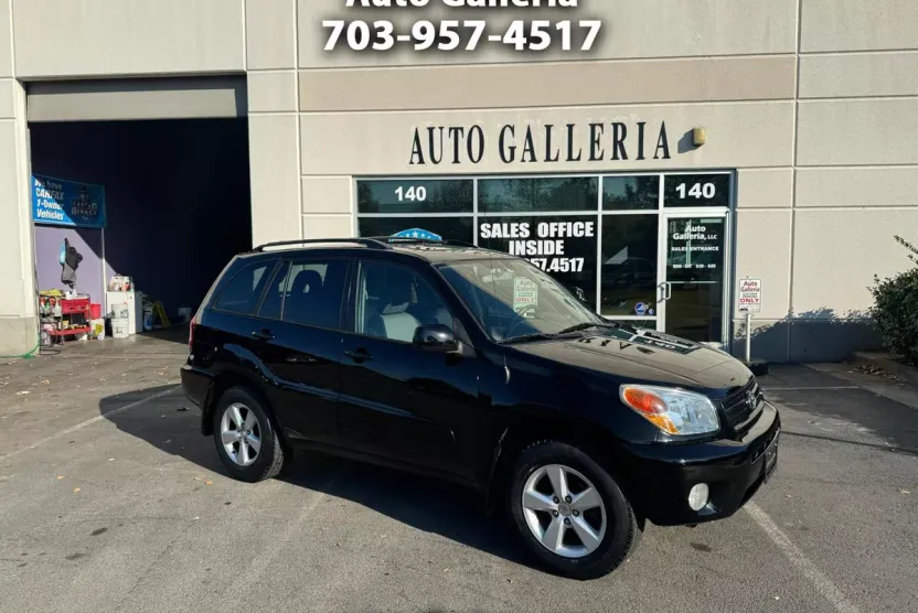 2004 Toyota RAV4 Sport photo 1