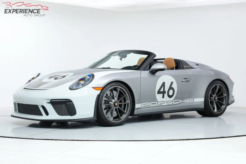 2019 Porsche 911 Speedster Cabriolet photo 1