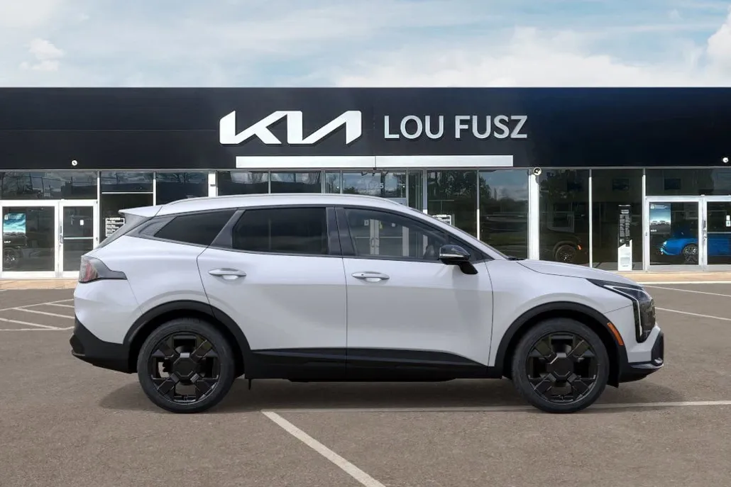 2026 Kia Sportage X-Line photo 1