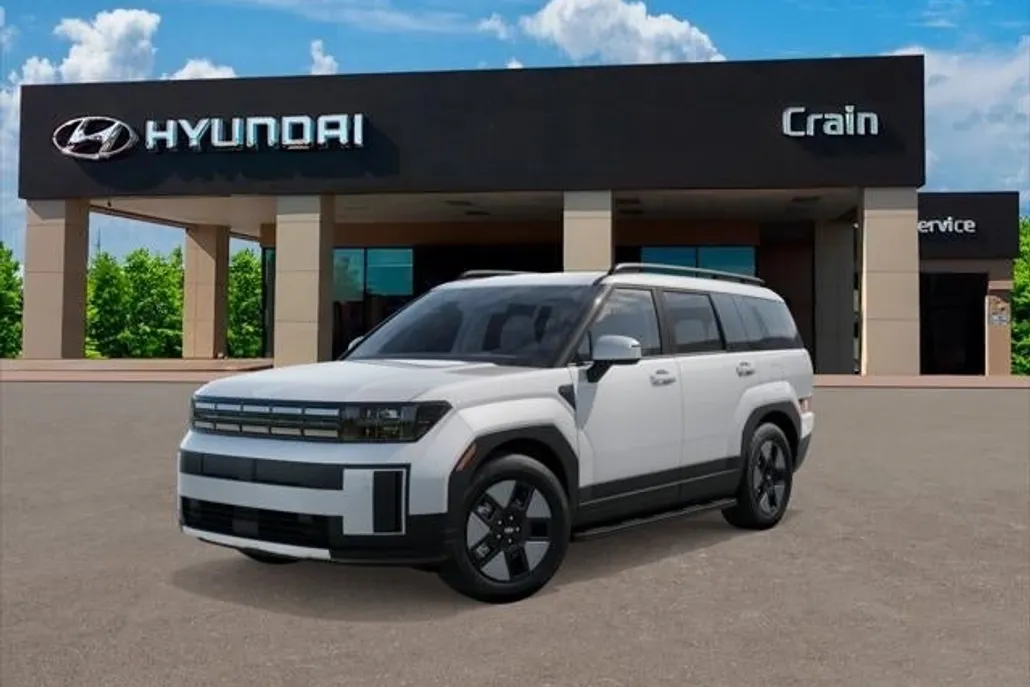 2025 Hyundai Santa Fe SEL photo 1