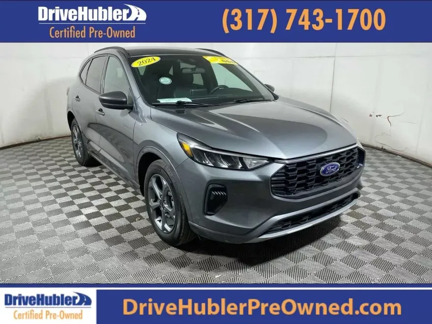 2024 Ford Escape ST-Line photo 1