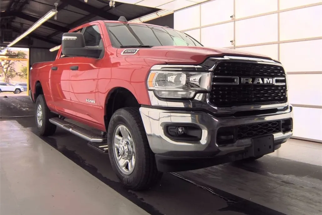 2024 Ram 2500 Big Horn photo 1