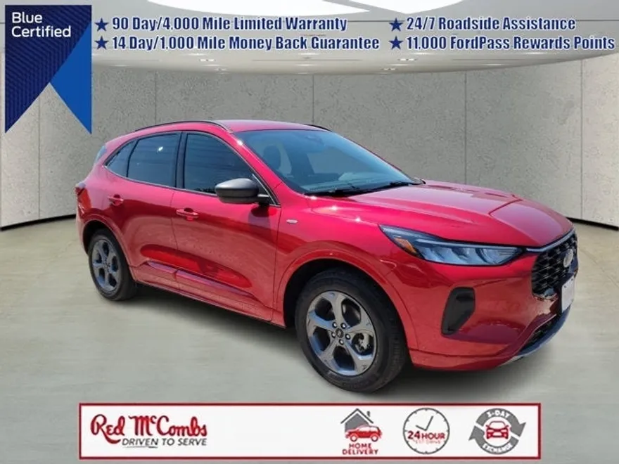 2024 Ford Escape ST-Line photo 1