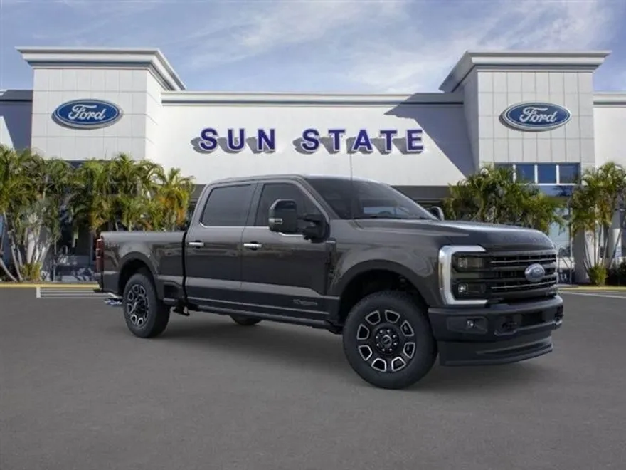 2025 Ford F-250 Platinum photo 1
