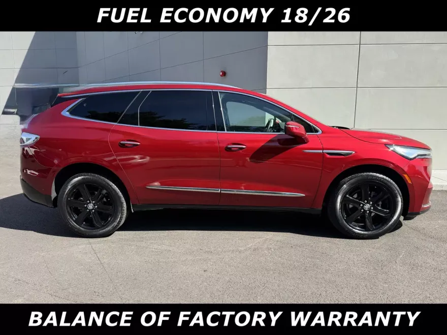2023 Buick Enclave Essence photo 1