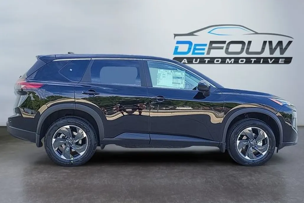 2026 Nissan Rogue SV photo 1