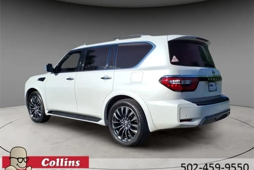 2023 Nissan Armada Platinum photo 1