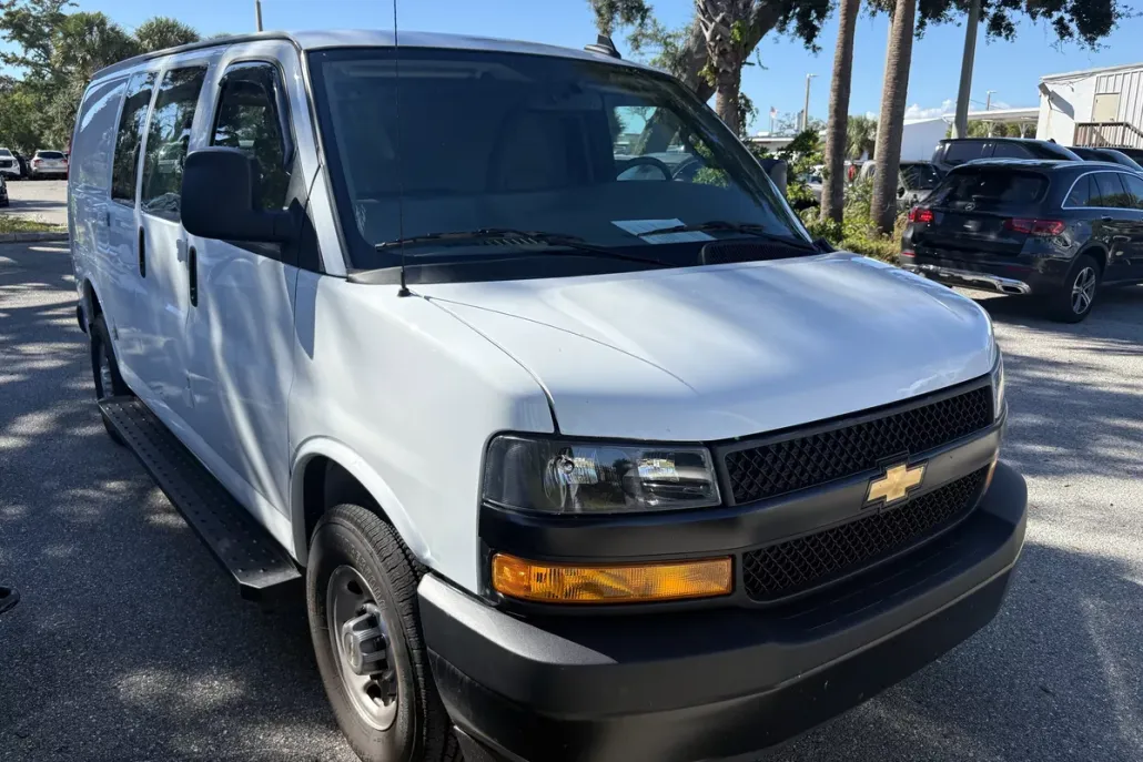 2024 Chevrolet Express Cargo 2500 Van photo 1