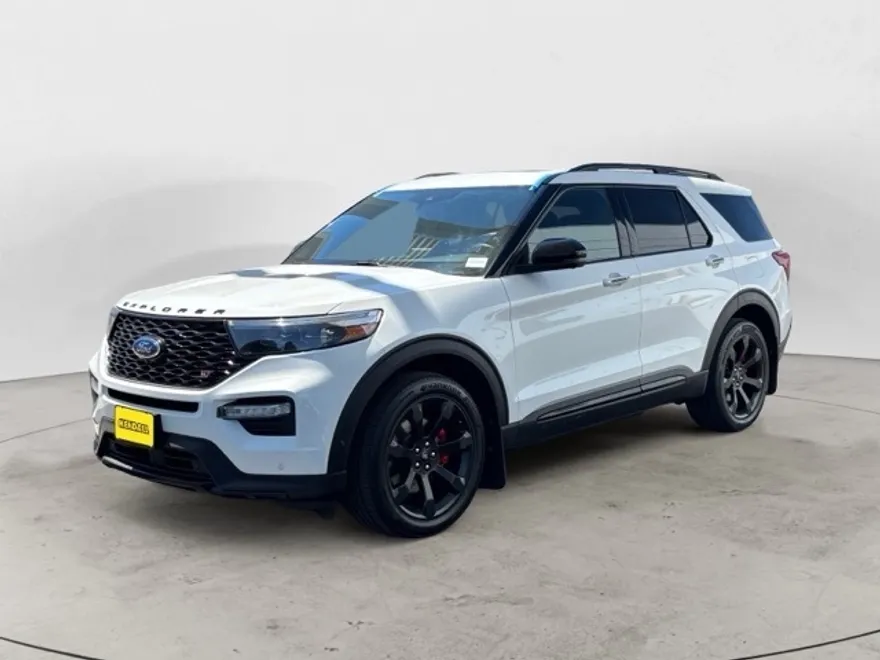 2022 Ford Explorer ST photo 1
