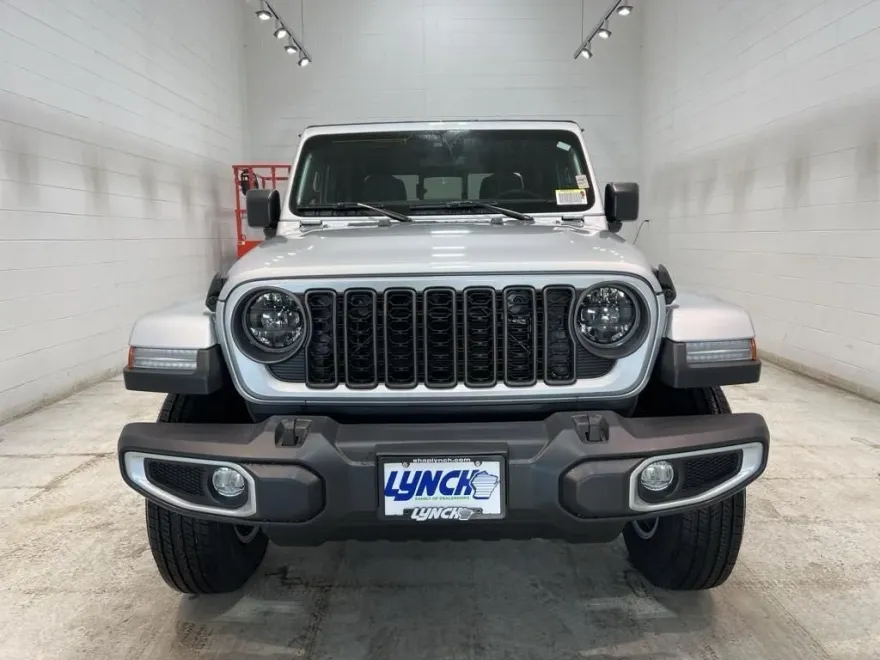 2024 Jeep Gladiator Sport S photo 31