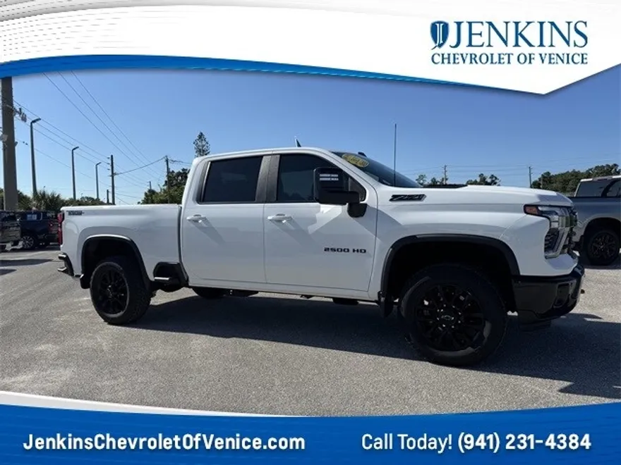2025 Chevrolet Silverado 2500HD LT photo 1