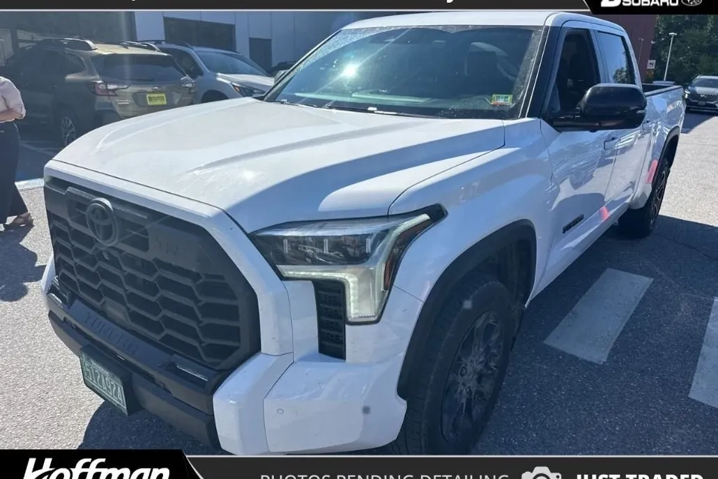 2025 Toyota Tundra Limited photo 1