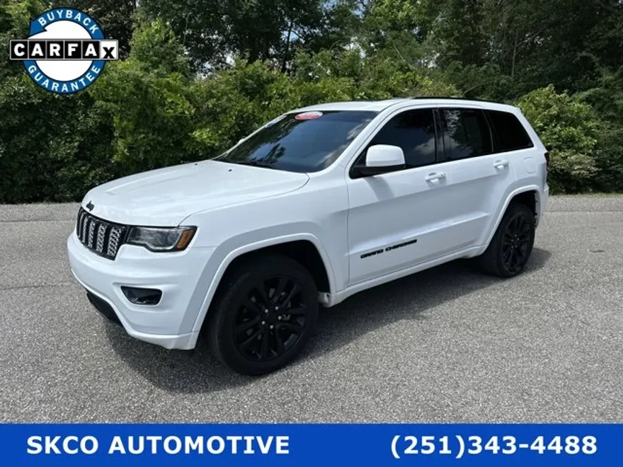 2020 Jeep Grand Cherokee Laredo Altitude photo 1