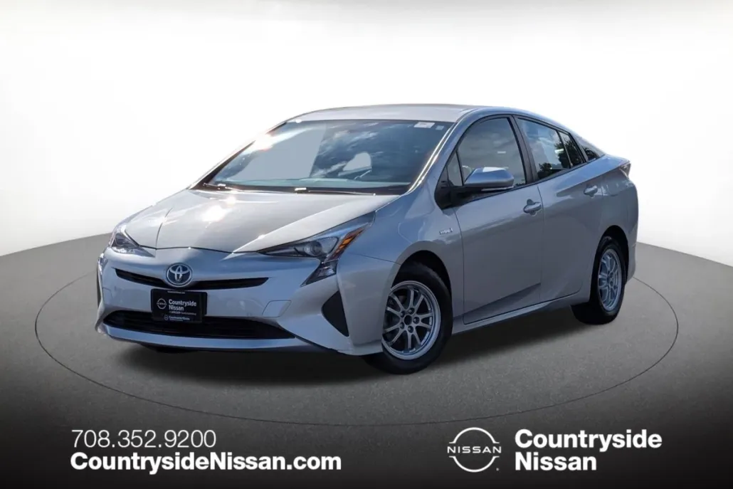 2016 Toyota Prius One Two photo 1