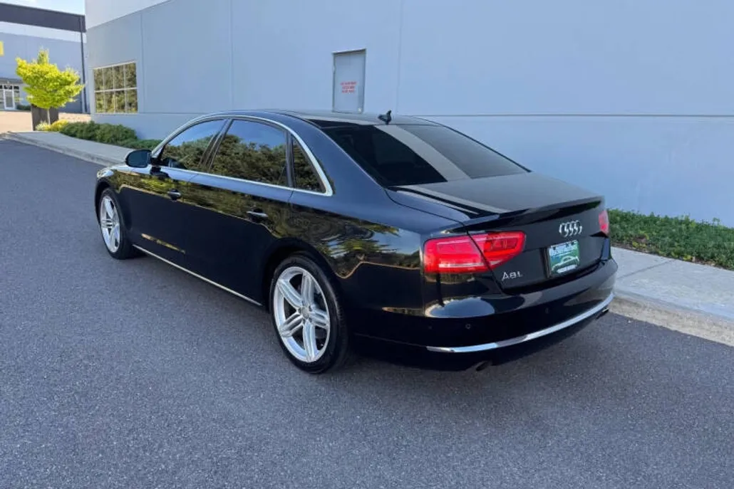 2013 Audi A8 L 3.0T Quattro photo 1
