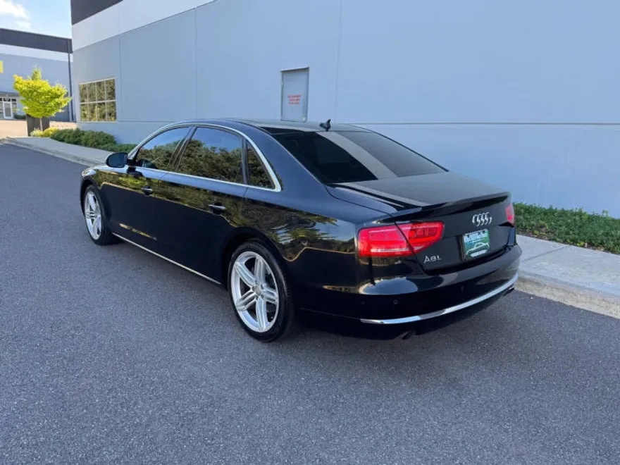 2013 Audi A8 L 3.0T Quattro photo 1