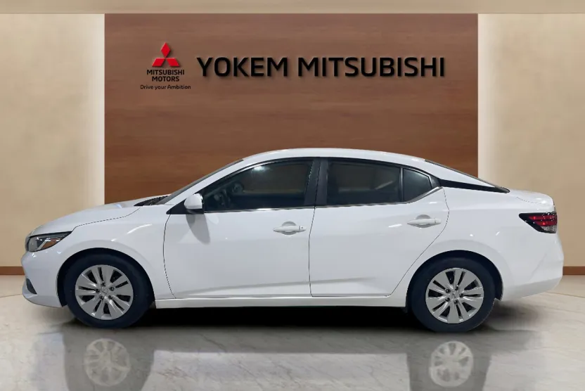 2022 Nissan Sentra S photo 1