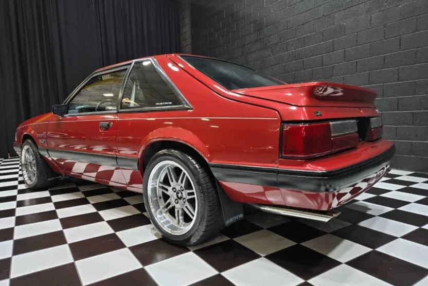 1990 Ford Mustang LX photo 1