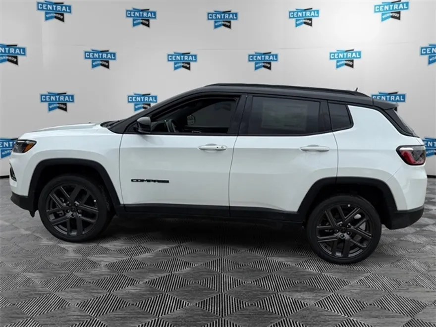 2025 Jeep Compass Limited photo 1