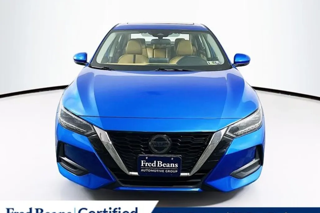2020 Nissan Sentra SV photo 1