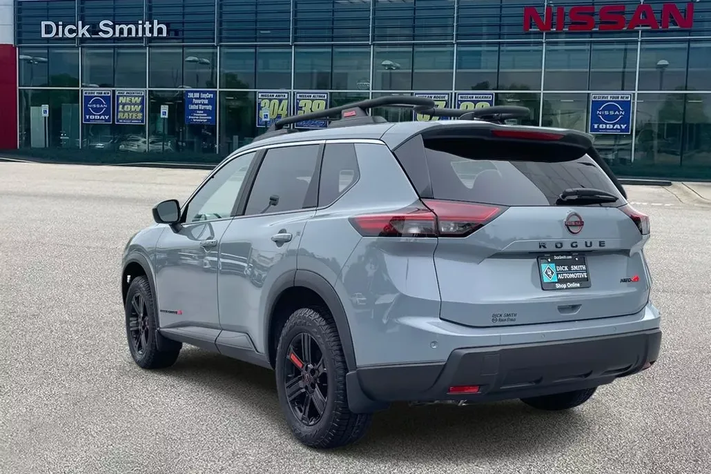 2026 Nissan Rogue SV photo 1