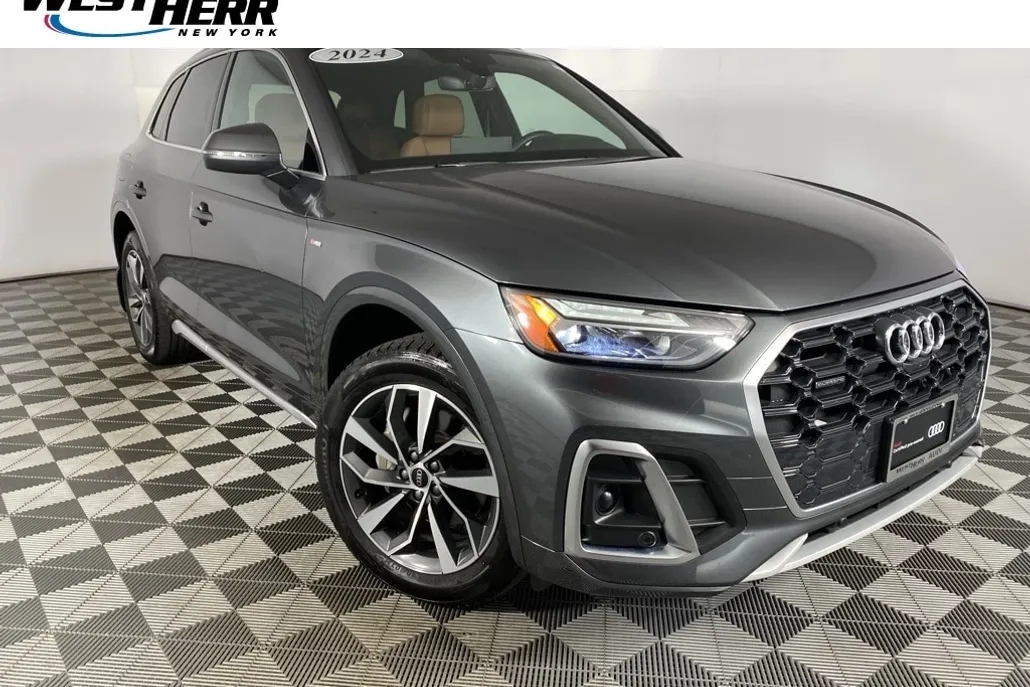 2024 Audi Q5 45 S line Premium Plus photo 1