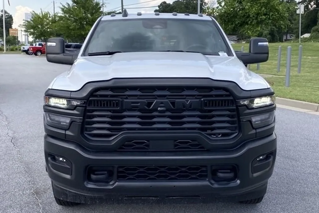 2025 Ram 3500 Tradesman photo 1