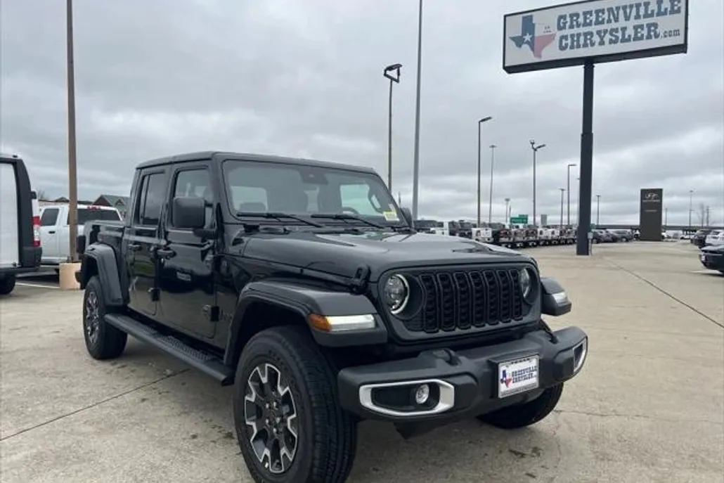 2025 Jeep Gladiator Sport S photo 1