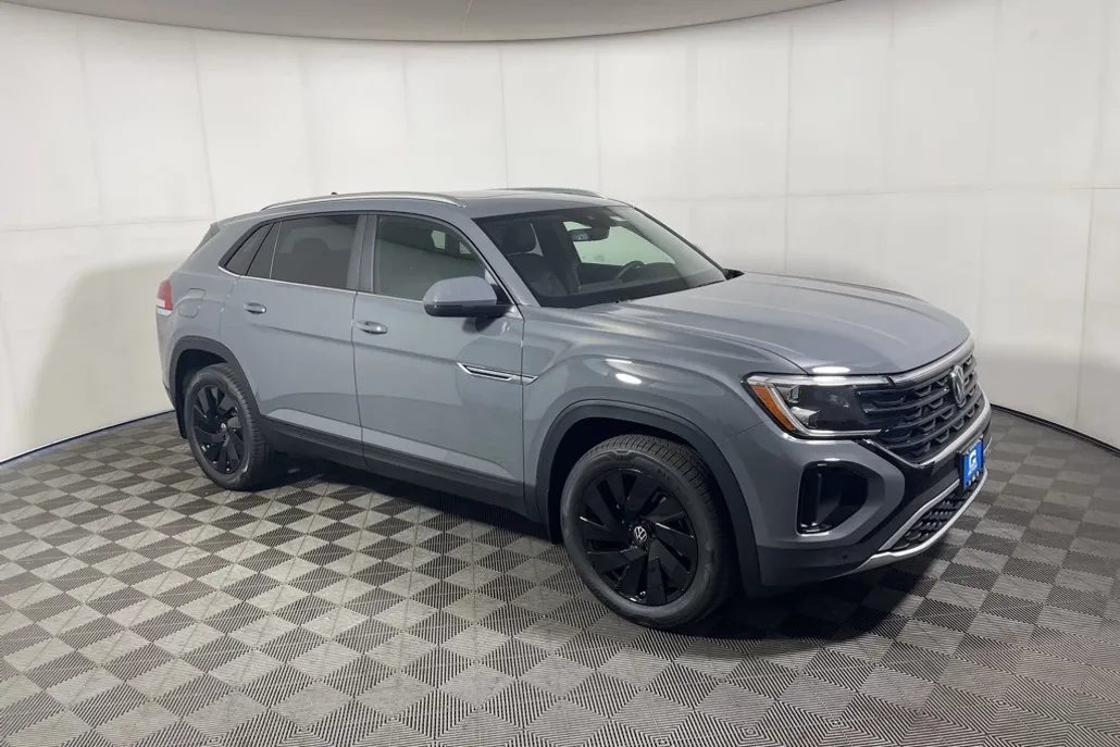 2026 Volkswagen Atlas Cross Sport SE Technology photo 1