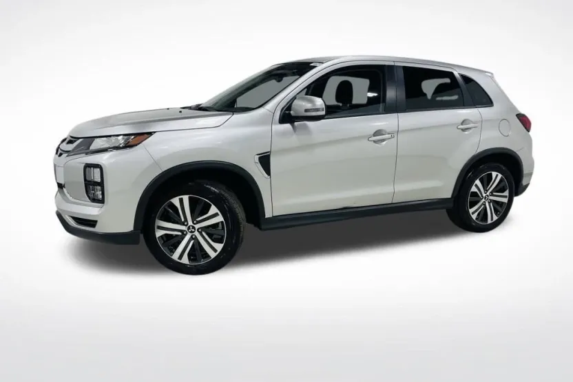 2025 Mitsubishi Outlander Sport S photo 1