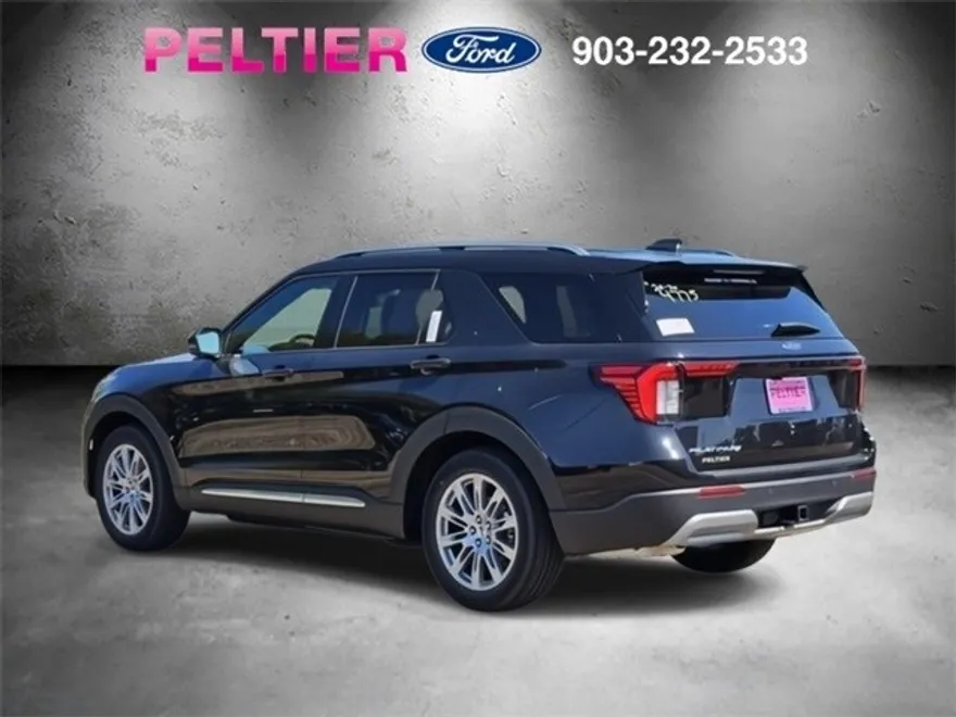 2025 Ford Explorer Platinum photo 1