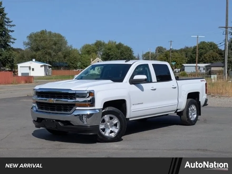 2018 Chevrolet Silverado 1500 LT photo 1