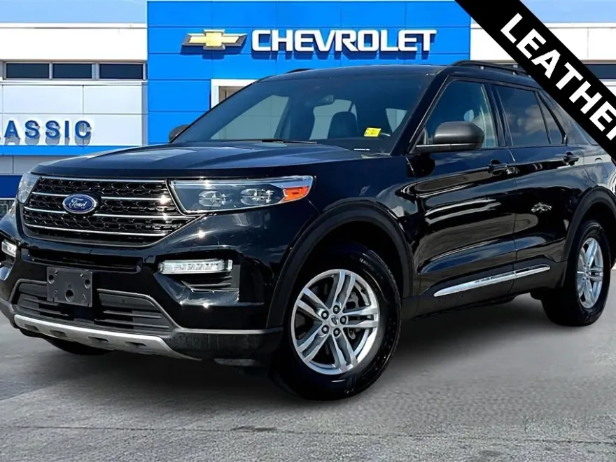 2020 Ford Explorer XLT photo 1