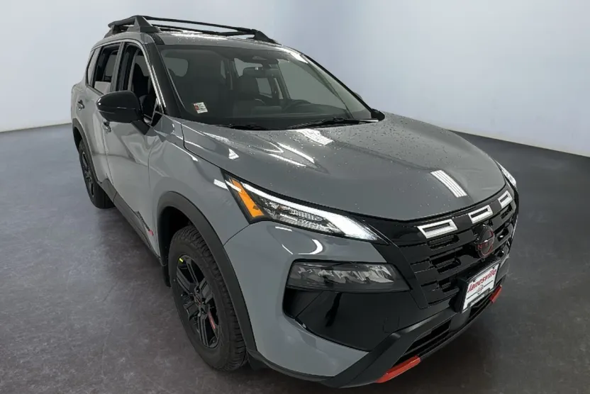 2026 Nissan Rogue SV photo 1