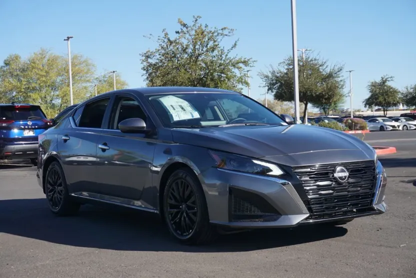2025 Nissan Altima SV Special Edition photo 1